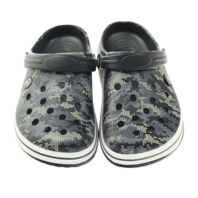 American Club Kroks trånga tofflor camo sandaler svart grå grön 3