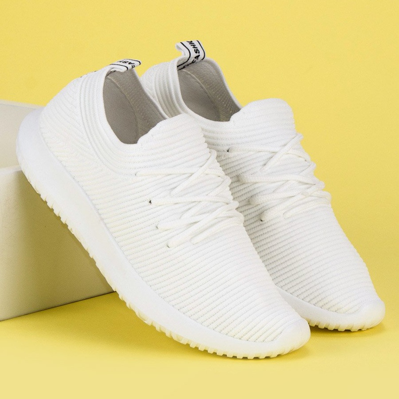 Anesia Paris Trendiga sportskor vit 2