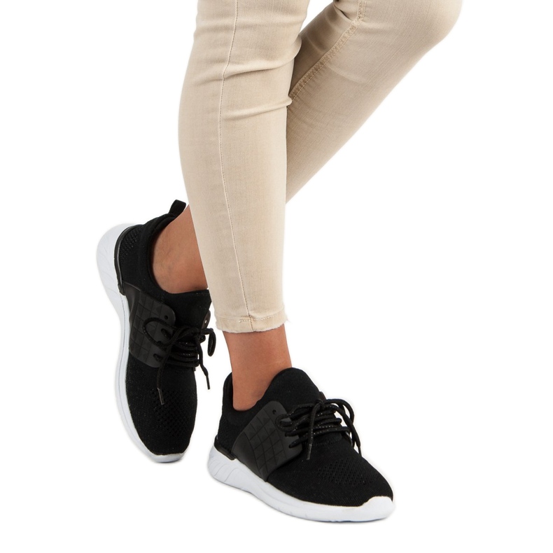 Lätta sportskor svart 1