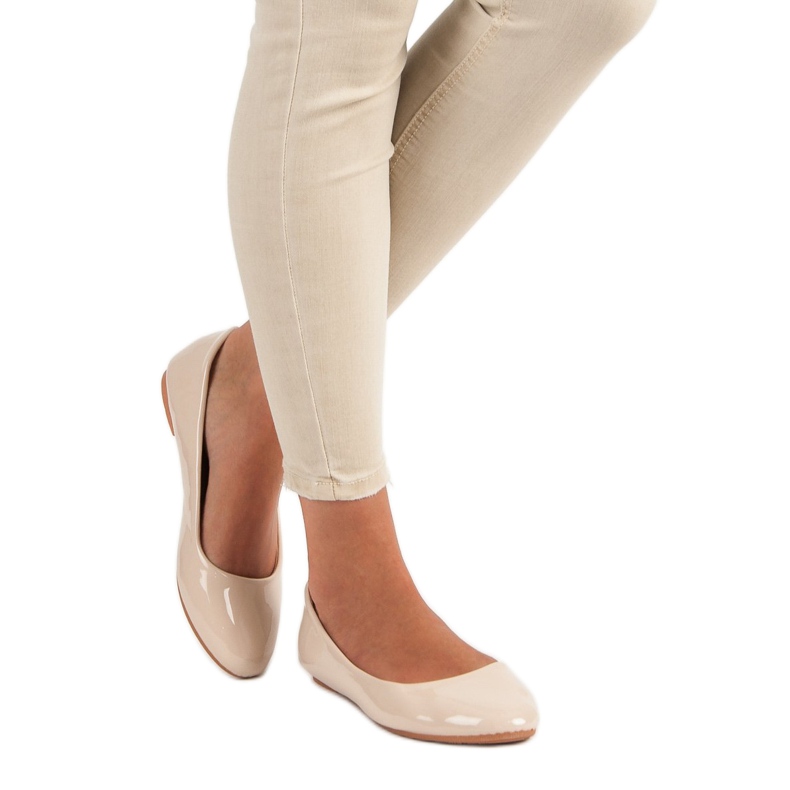 Diamantique Lackerade ballerinor brun 1