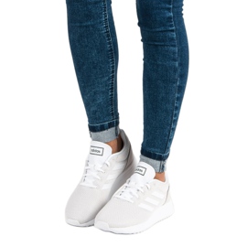 Adidas Run 70S B96563 brun 2