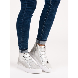 Silver sneakers med ett elastiskt band grå 1