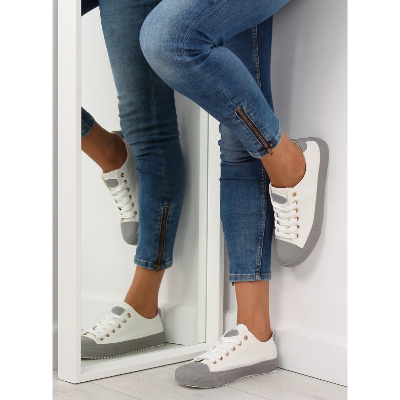 Sneakers på ett färgat gummi W-3051 Vit 1