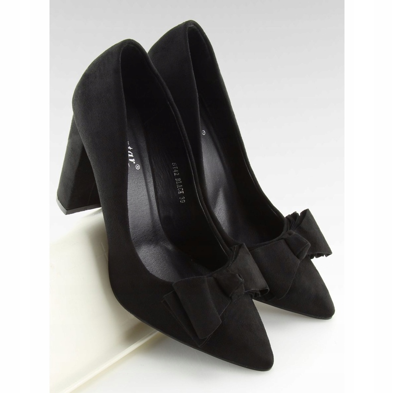 Pumpar på den svarta stolpen SY42 Svart 1