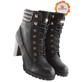 Svarta höga klackar S89 svart 1