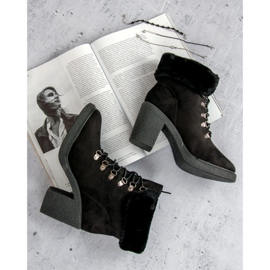 Seastar Snörskor med päls svart 1