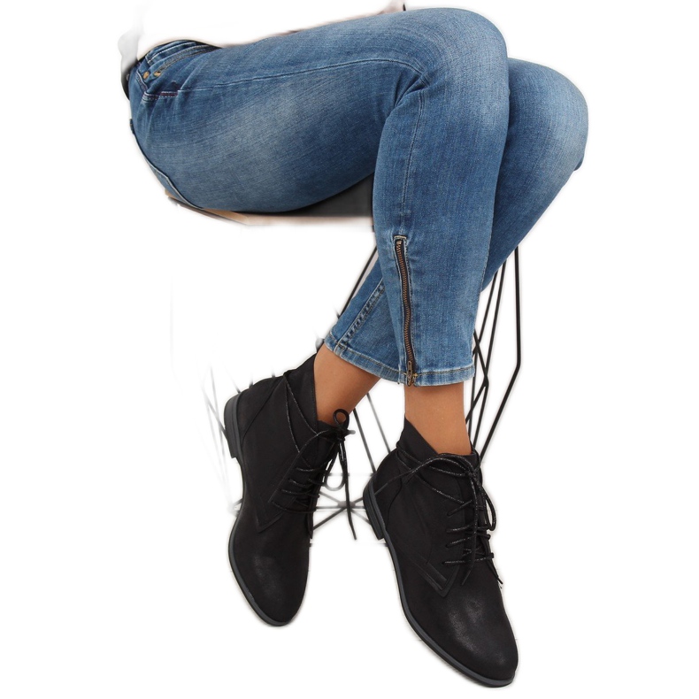 Svarta snörstövlar K-91 svarta 1