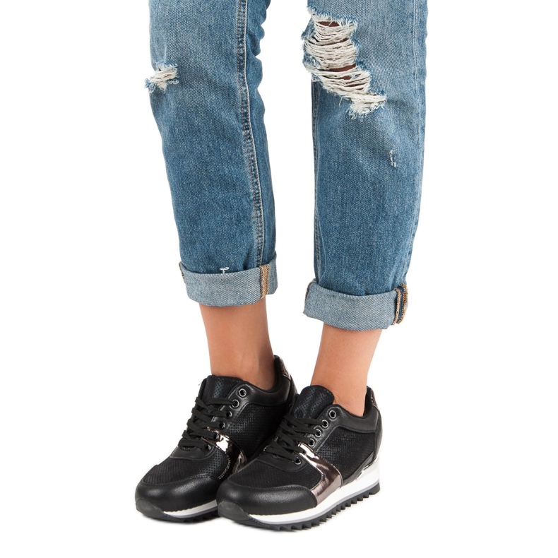 Knutna sportskor svart 1