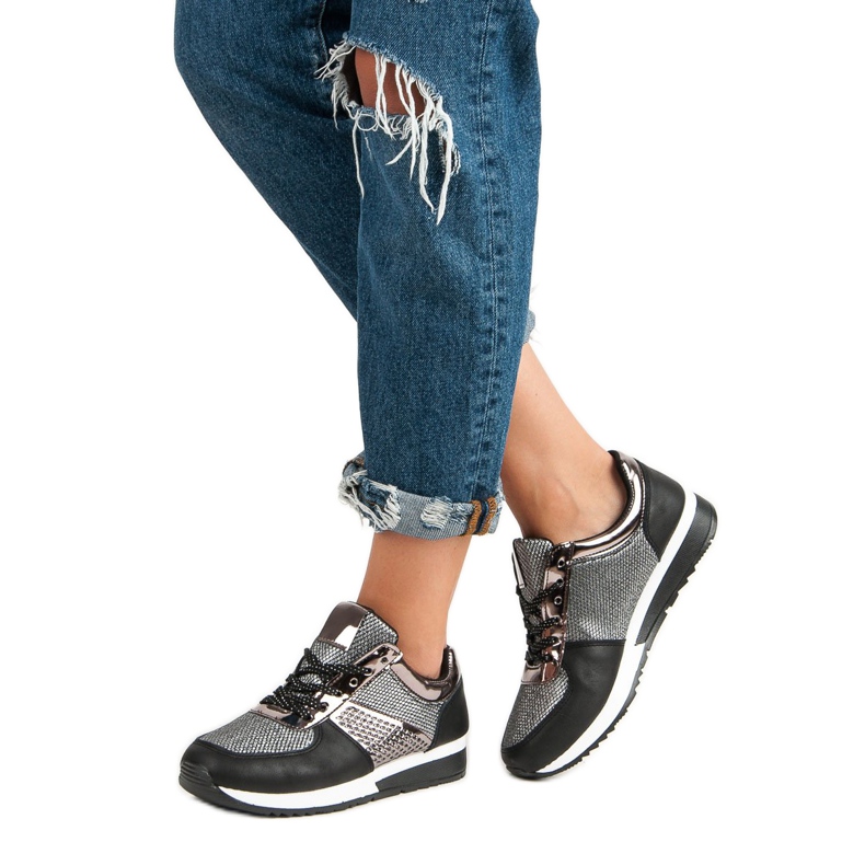 Snygga sportskor svart 2