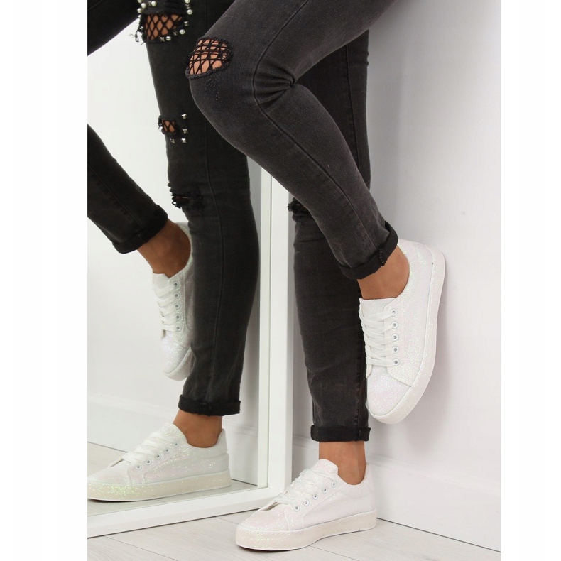 Iriserande vita sneakers BL142 Vit violett 1