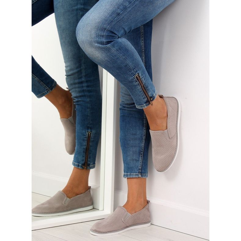 Grå slip-on sneakers LA08P Grå 1