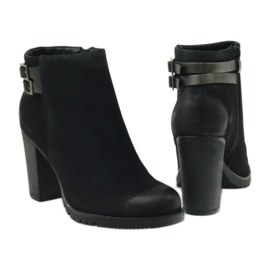 Filippo Kvinnors högklackade stövlar med 8255 spännen svart 4