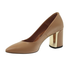 Pumpar på en stolpe Neścior 042-H mångfärgad 2