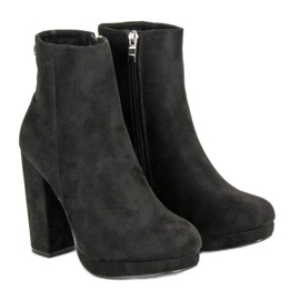 Small Swan Klassiska stövlar på stolpen svart 1