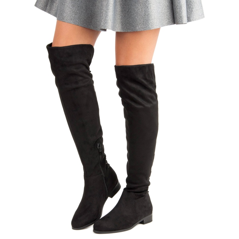 Svarta musketeerstövlar 1