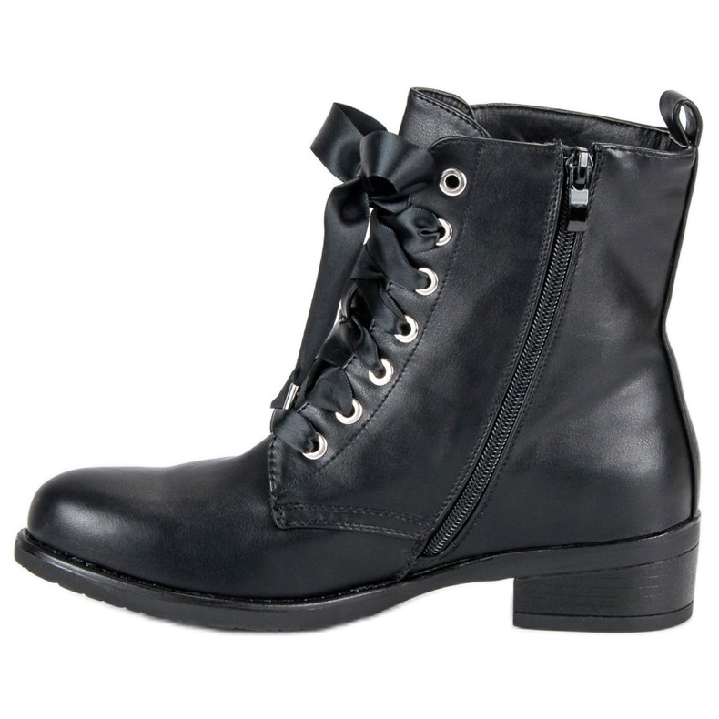 Knutna svarta arbetare 2