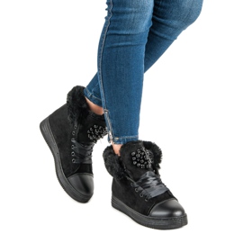 Snygga sneakers med isolering svart 1