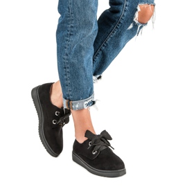 Sneakers i mocka svart 1