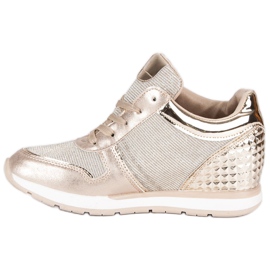 Gyllene sneakers sneakers 1