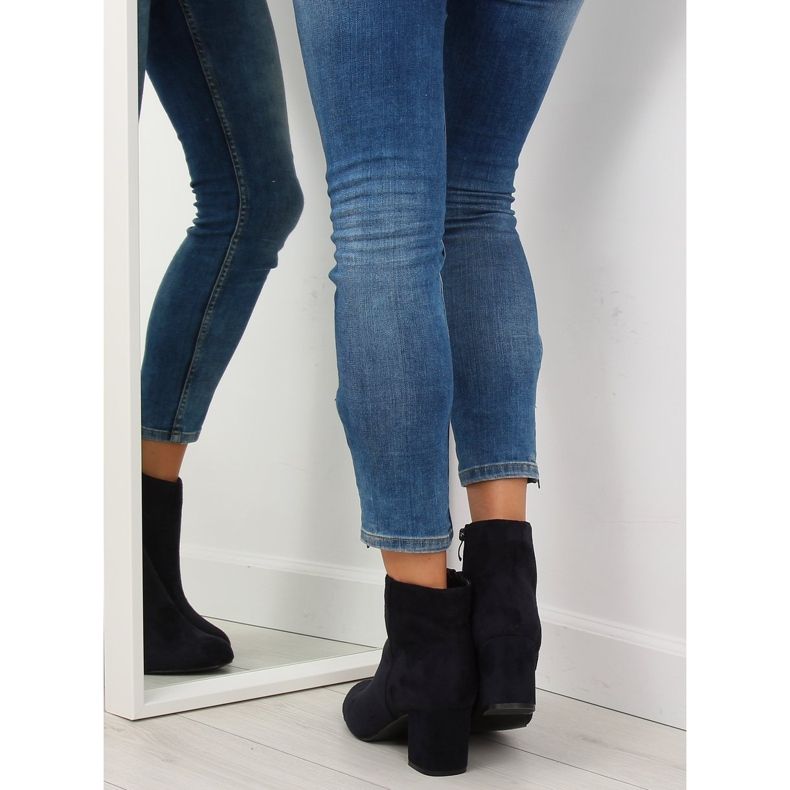 Marinblå högklackade stövlar F780 blå 1