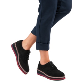 Mockaskor laster svart 2