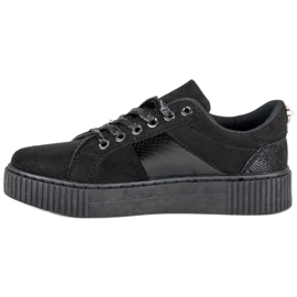Snygga svarta sneakers 1