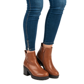 Kamelhöga klackar brun 2