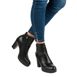 Klassiska stövlar på vinceza -stolpen svart 2