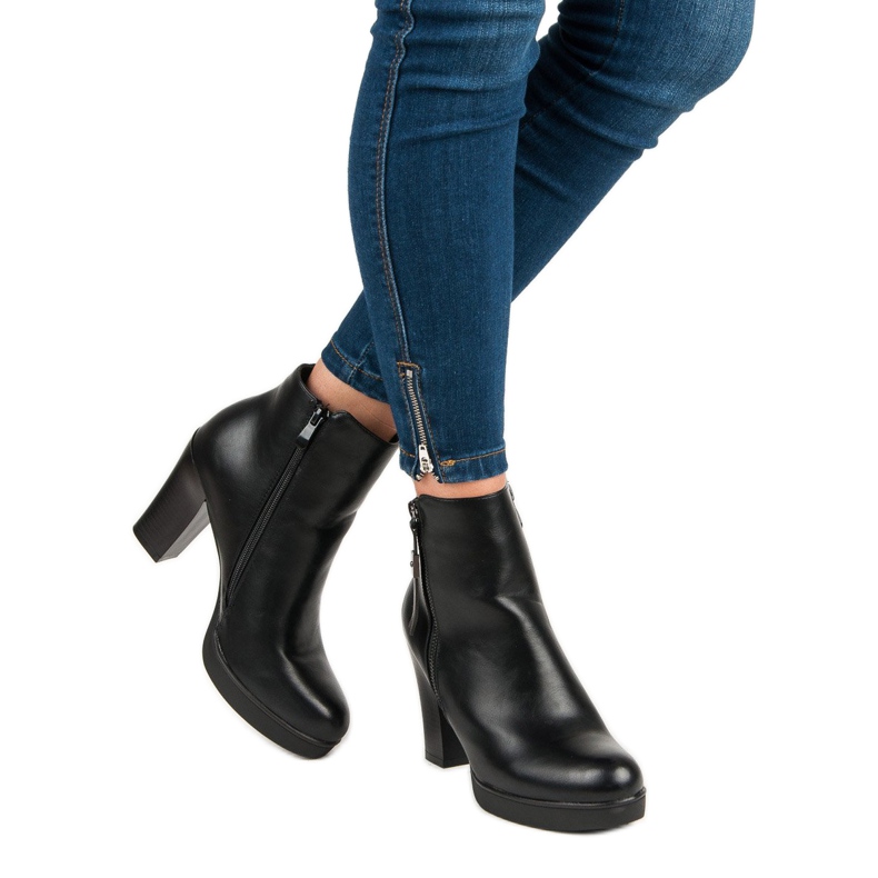 Klassiska stövlar på vinceza -stolpen svart 2