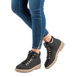 Bestelle Moderiktiga filtfällare svart 1