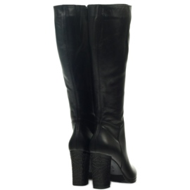 Svarta Espinto 185 stövlar på stolpen 5