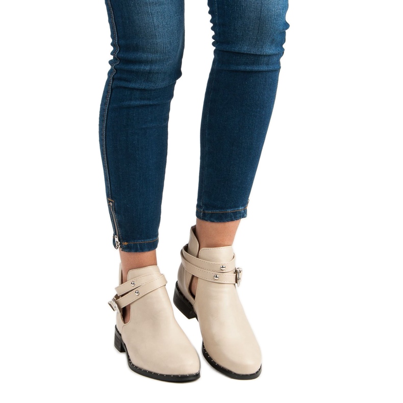 Beige modestövlar 1