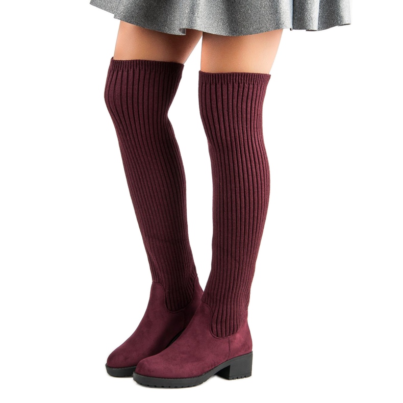 Ideal Shoes Monterade vinröda stövlar 2