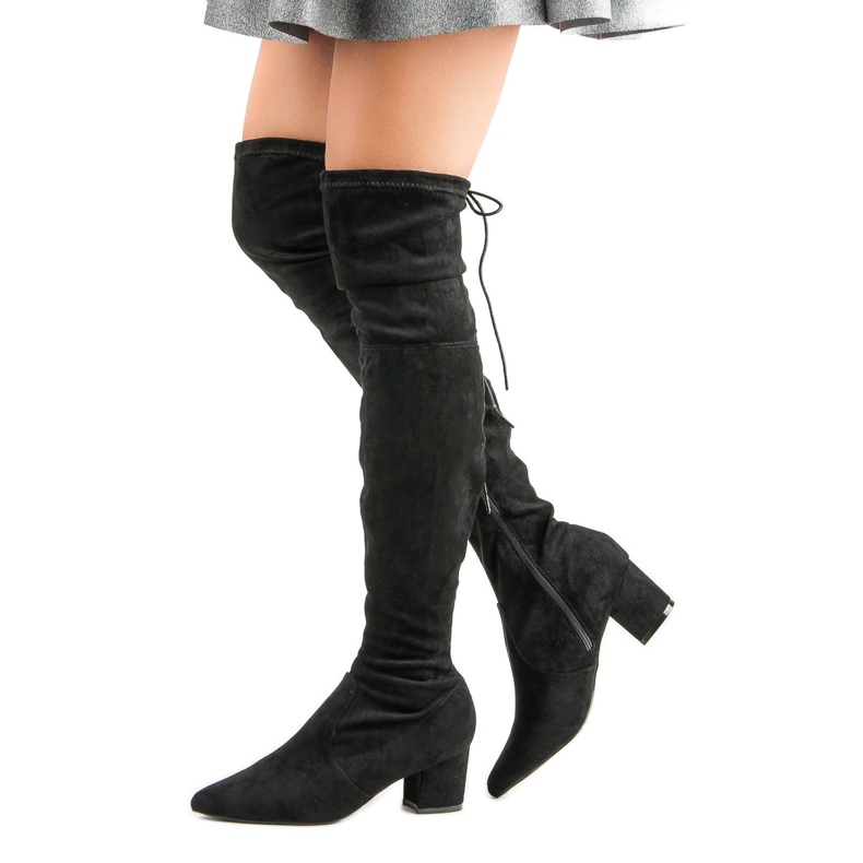 Vices Svarta lårstövlar i Spitz 2