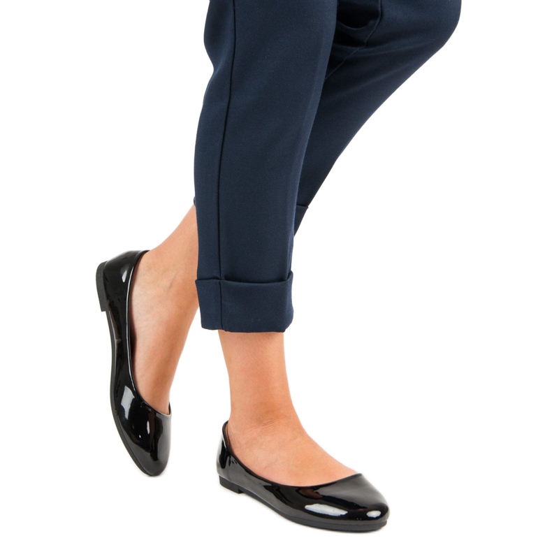 Top Shoes Lackerade ballerinor svart 1