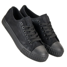Svarta sneakers 2