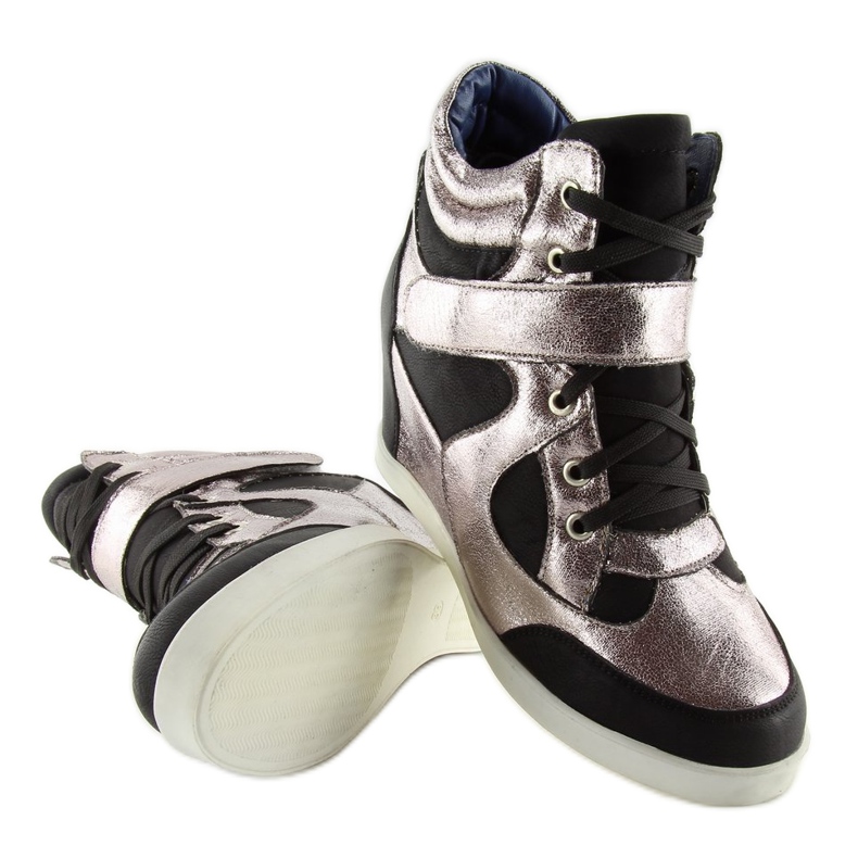 Svarta isolerade sneakers 2355 SVART / SILVER grå 1