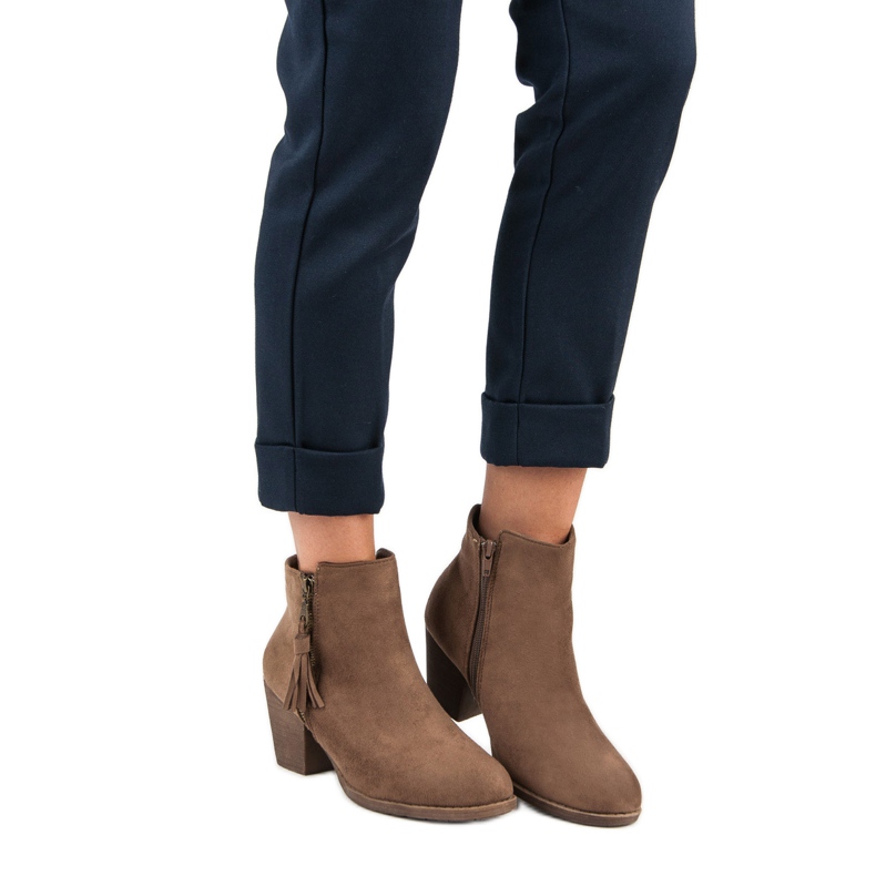 Bruna stövlar i mocka 2