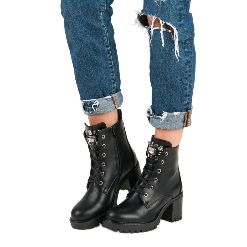 Kylie Knutna stövlar på stolpen svart 2