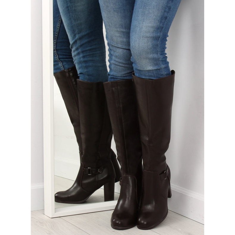 Bruna högklackade stövlar QT02P Brun 2