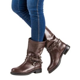 Small Swan Bruna arbetare 2