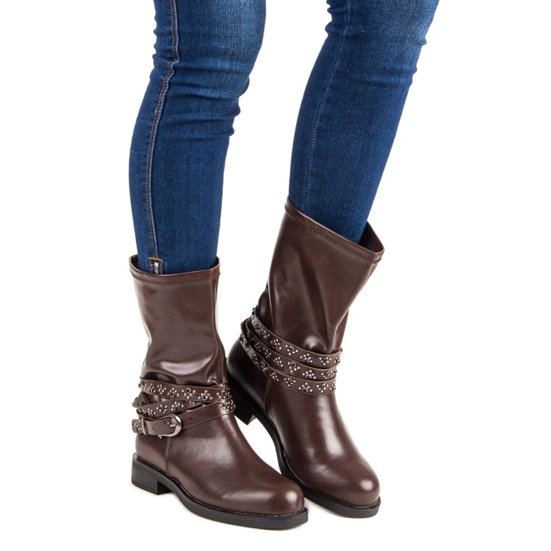 Small Swan Bruna arbetare 1