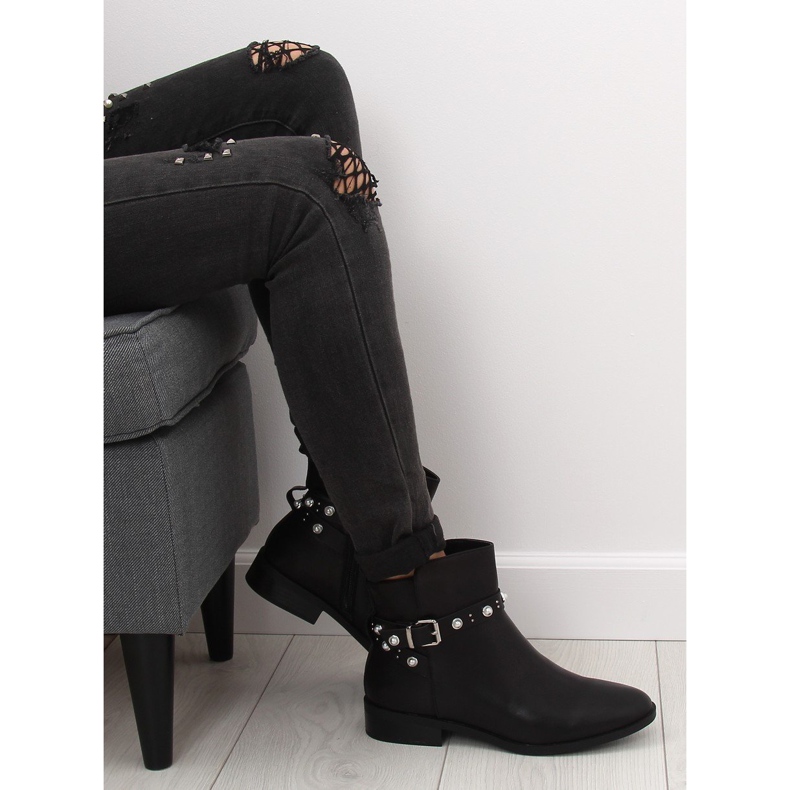 Svarta Chelsea stövlar med pärlor 8996 Svart 1