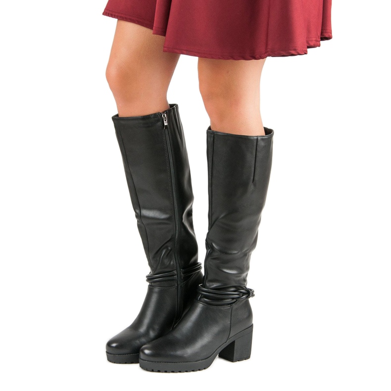 Filippo Fritidsskor på stolpen svart 2