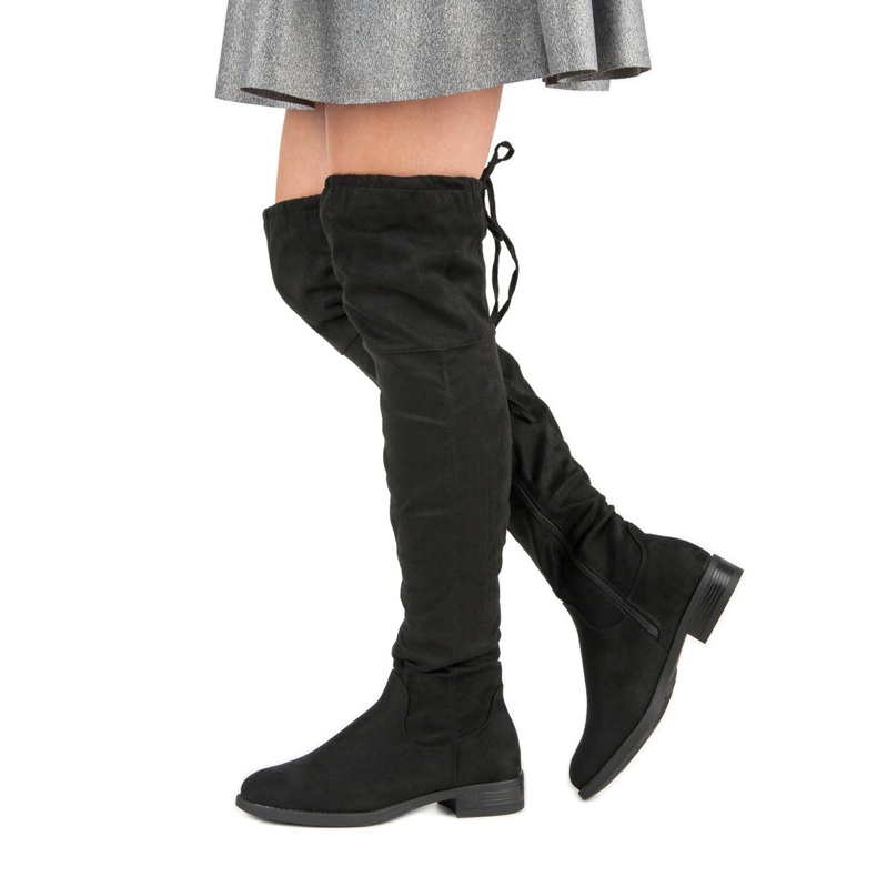 Höga plattklackade lårhöga stövlar svart 1