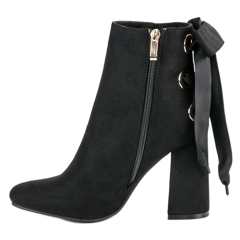 Ideal Shoes Sexiga stövlar på stolpen svart 1