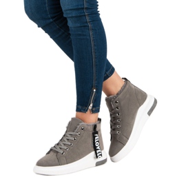 Varma grå sneakers 2