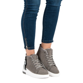 Varma grå sneakers 1