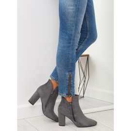 Grå högklackade stövlar 6900 Grå 2