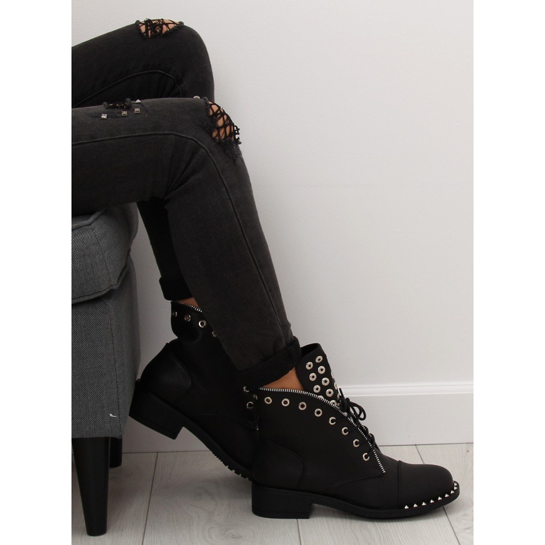 Arbetare med dubbar svart BH132-KB svart 2